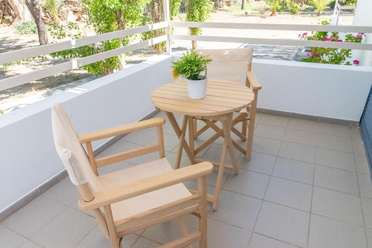 Studio Lefkes Kea Vourkárion Buitenkant foto